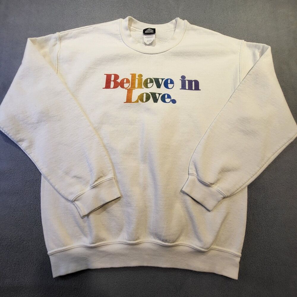 Rock And Roll Hall Of Fame Womens M Crew Neck Sweatshirt Believe In Love